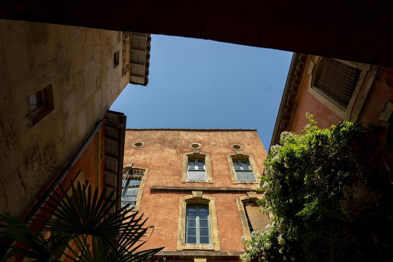 Rue Du Chateau Tarascon Luaran gambar